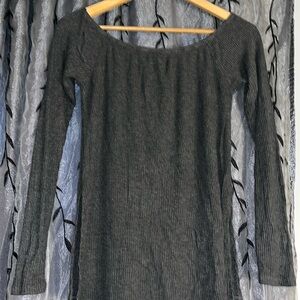 Long stretchy off the shoulder gray top from aero with side slits